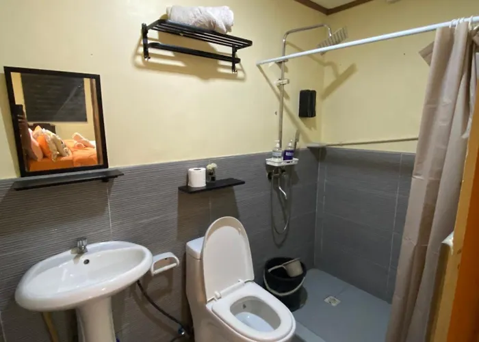 Lynlyn Port View Staycation Zajazd Ocoy